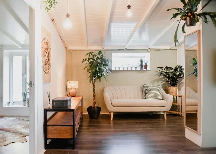 Planty - With Bath Tub Dom wakacyjny *