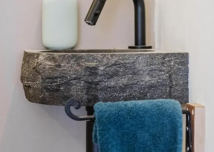 Planty - With Bath Tub * Halle