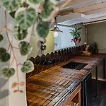 Planty - With Bath Tub *