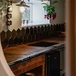 Planty - With Bath Tub *